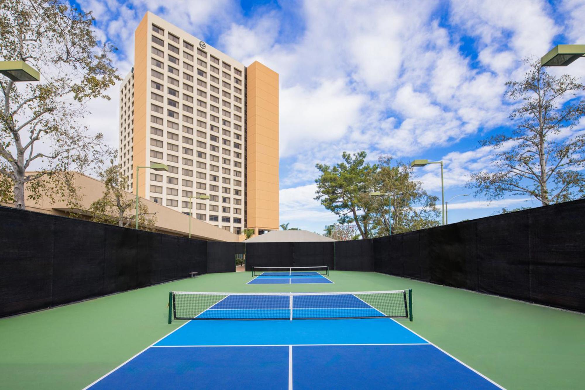 Hotel Fera Anaheim, A Doubletree By Hilton Orange Esterno foto
